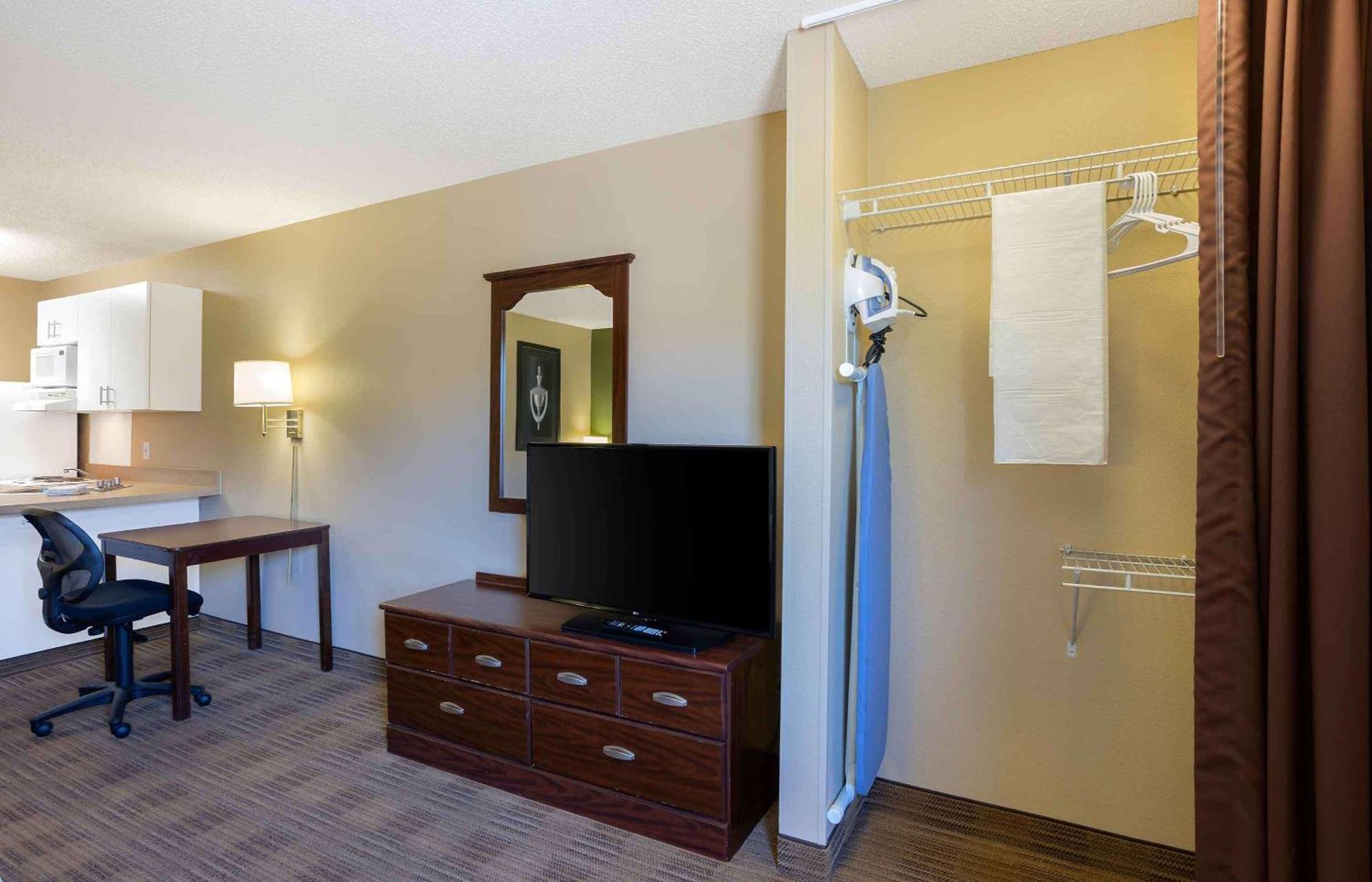 Extended Stay America Select Suites - Springfield - South Dış mekan fotoğraf